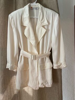 Awesome  80s / 90s Vintage cream rayon belted blazer Sz 10 M